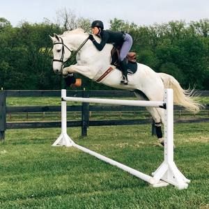 Meet your Posher, Elliette